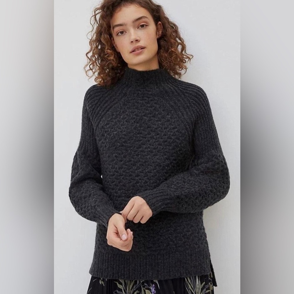 Anthropologie Chunky Black Knit Sweater/Tunic Size M